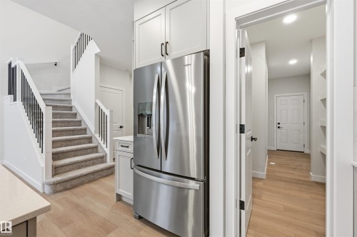 3036 Dixon Landing Landing, Edmonton, AB - Indoor Photo Showing Other Room