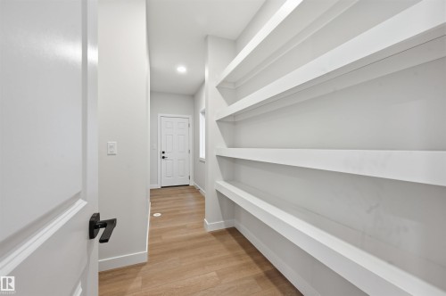 3036 Dixon Landing Landing, Edmonton, AB - Indoor Photo Showing Other Room