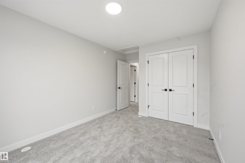 3036 Dixon Landing Landing, Edmonton, AB - Indoor Photo Showing Other Room