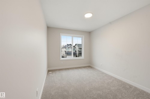 3036 Dixon Landing Landing, Edmonton, AB - Indoor Photo Showing Other Room