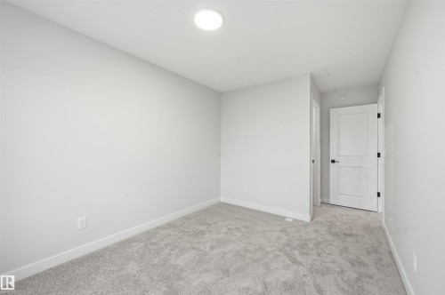 3036 Dixon Landing Landing, Edmonton, AB - Indoor Photo Showing Other Room