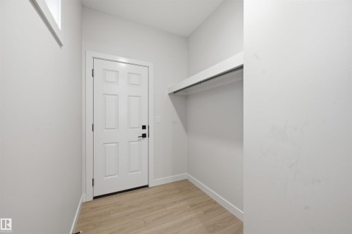 3230 Dixon Way, Edmonton, AB - Indoor Photo Showing Other Room
