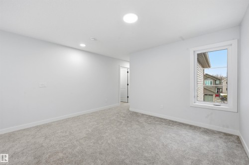 3230 Dixon Way, Edmonton, AB - Indoor Photo Showing Other Room