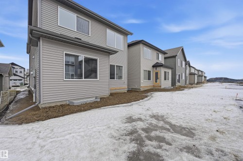 3230 Dixon Way, Edmonton, AB - Outdoor