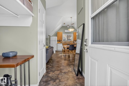 9302 93 Street, Edmonton, AB - Indoor Photo Showing Other Room