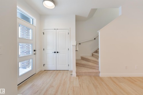 15 Cobblestone Gate, Spruce Grove, AB - Indoor Photo Showing Other Room