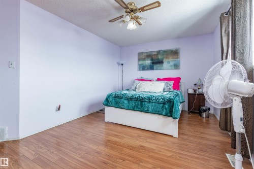 5938 162B Avenue, Edmonton, AB - Indoor Photo Showing Bedroom