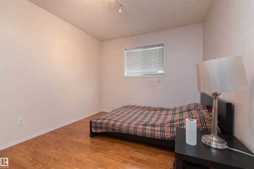 5938 162B Avenue, Edmonton, AB - Indoor Photo Showing Bedroom