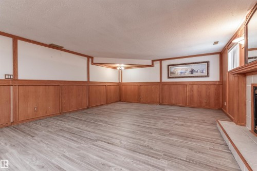 5938 162B Avenue, Edmonton, AB - Indoor Photo Showing Other Room