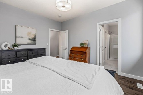 23 50 Legacy Terrace, St. Albert, AB - Indoor Photo Showing Bedroom