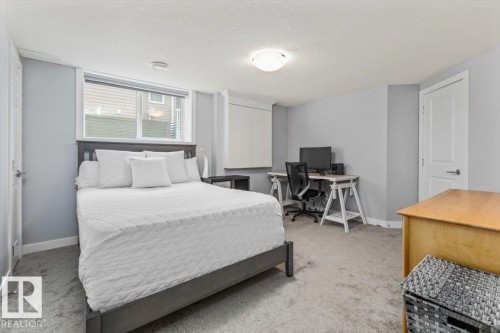 23 50 Legacy Terrace, St. Albert, AB - Indoor Photo Showing Bedroom