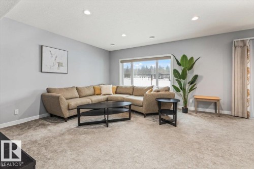 23 50 Legacy Terrace, St. Albert, AB - Indoor Photo Showing Living Room