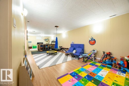 16005 83 Avenue, Edmonton, AB - Indoor