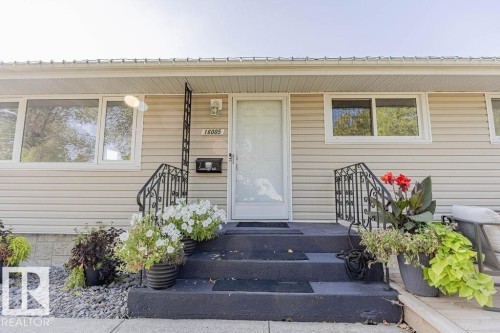 16005 83 Avenue, Edmonton, AB - Outdoor