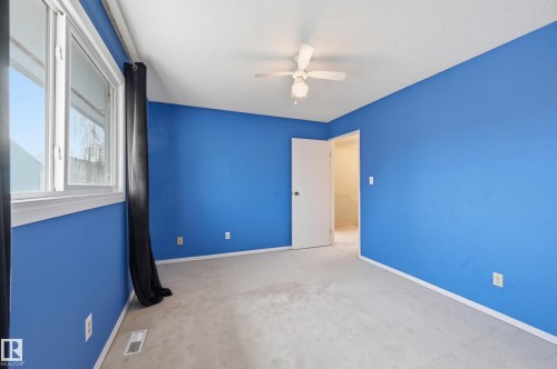221 Callingwood Place, Edmonton, AB - Indoor Photo Showing Other Room