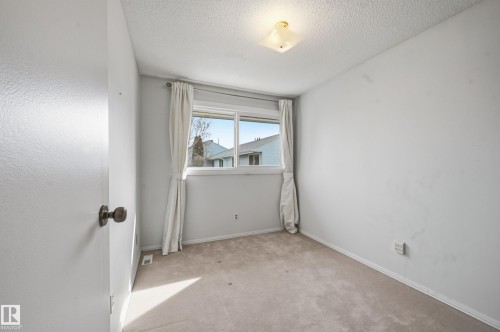 221 Callingwood Place, Edmonton, AB - Indoor Photo Showing Other Room