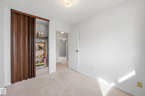 221 Callingwood Place, Edmonton, AB - Indoor Photo Showing Other Room