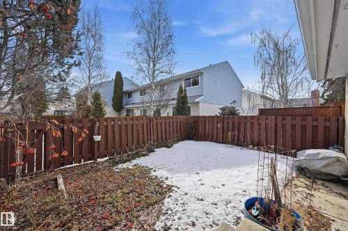 221 Callingwood Place, Edmonton, AB - Outdoor