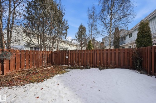 221 Callingwood Place, Edmonton, AB - Outdoor