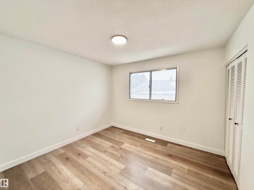 Edmonton, AB - Indoor Photo Showing Other Room