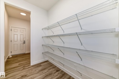 20624 43 Avenue, Edmonton, AB - Indoor With Storage