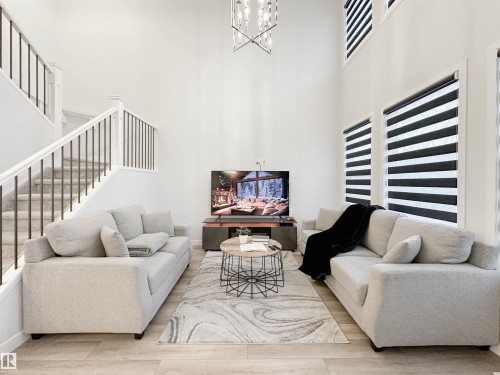 22614 99A Avenue, Edmonton, AB - Indoor Photo Showing Other Room