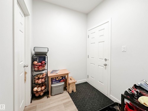 22614 99A Avenue, Edmonton, AB - Indoor Photo Showing Other Room