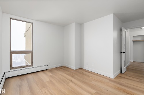 1405 10149 Saskatchewan Drive, Edmonton, AB - Indoor Photo Showing Other Room