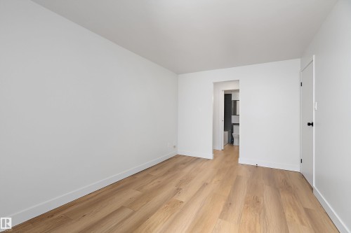 1405 10149 Saskatchewan Drive, Edmonton, AB - Indoor Photo Showing Other Room