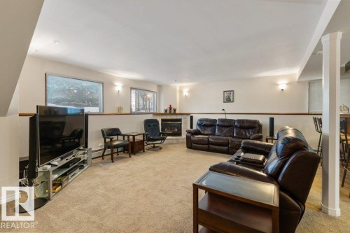 16132 100 Street, Edmonton, AB - Indoor Photo Showing Living Room