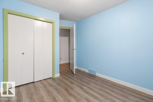 3132 49A Street, Edmonton, AB - Indoor Photo Showing Other Room