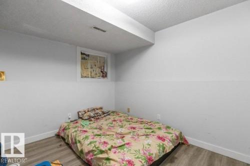 3132 49A Street, Edmonton, AB - Indoor Photo Showing Bedroom