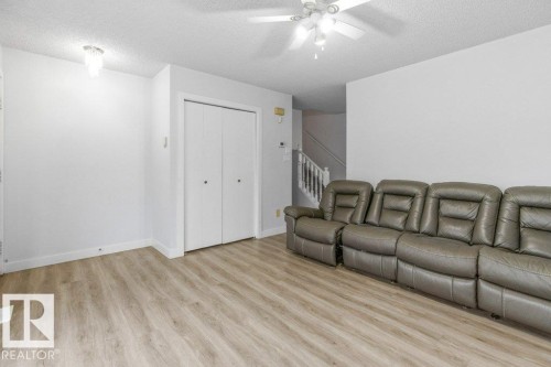 3132 49A Street, Edmonton, AB - Indoor
