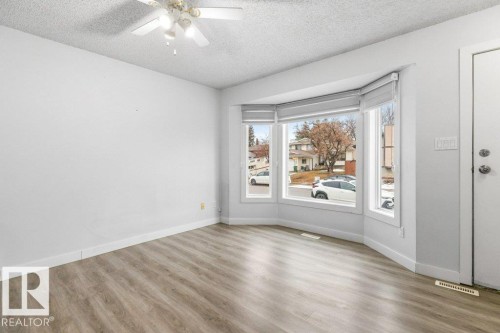 3132 49A Street, Edmonton, AB - Indoor Photo Showing Other Room