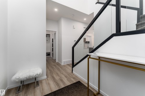 17450 80 Street, Edmonton, AB - Indoor Photo Showing Other Room