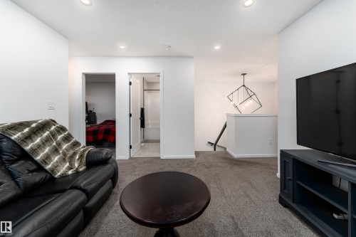17450 80 Street, Edmonton, AB - Indoor