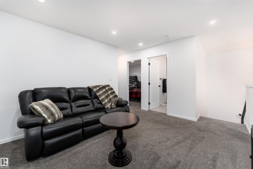 17450 80 Street, Edmonton, AB - Indoor Photo Showing Living Room