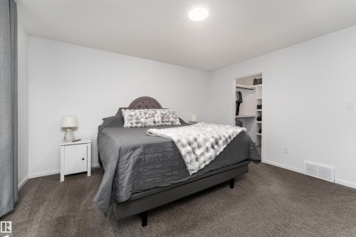 17450 80 Street, Edmonton, AB - Indoor Photo Showing Bedroom