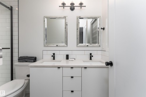 17450 80 Street, Edmonton, AB - Indoor Photo Showing Bathroom