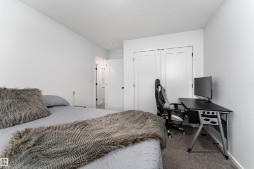 17450 80 Street, Edmonton, AB - Indoor Photo Showing Bedroom