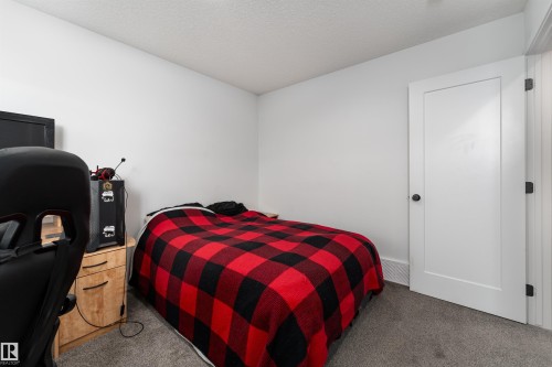 17450 80 Street, Edmonton, AB - Indoor Photo Showing Bedroom