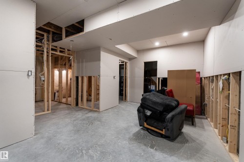 17450 80 Street, Edmonton, AB - Indoor