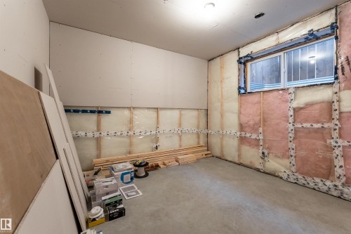 17450 80 Street, Edmonton, AB - Indoor Photo Showing Other Room