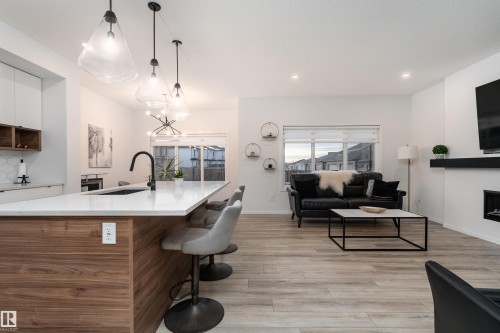 17450 80 Street, Edmonton, AB - Indoor