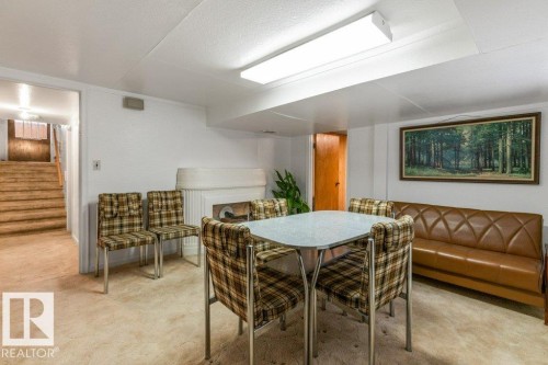 8810 93 Street, Edmonton, AB - Indoor Photo Showing Dining Room