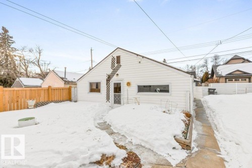 8810 93 Street, Edmonton, AB - Outdoor