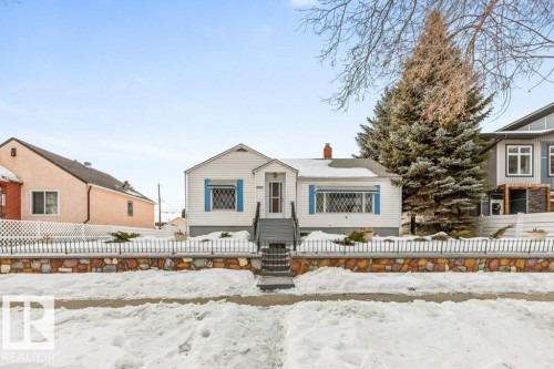 8810 93 Street, Edmonton, AB - Outdoor