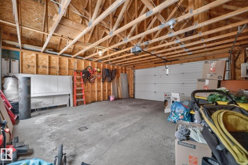 11343 67 Street, Edmonton, AB - Indoor Photo Showing Garage