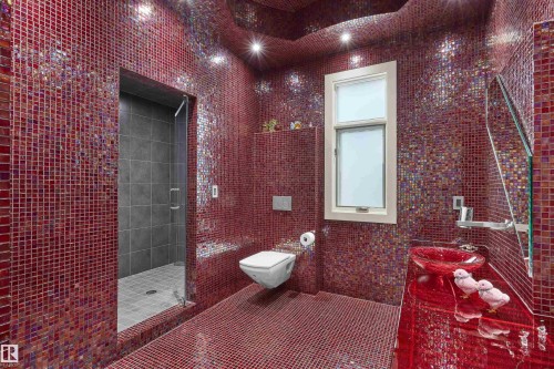 16 Windermere Drive, Edmonton, AB - Indoor Photo Showing Bathroom