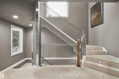 16 Windermere Drive, Edmonton, AB - Indoor Photo Showing Other Room